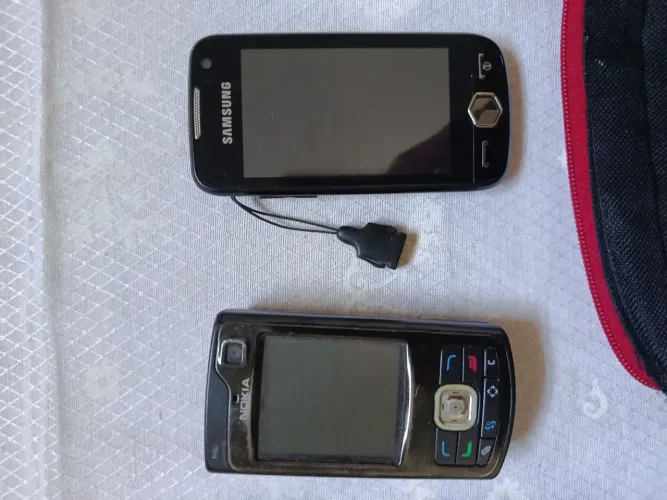 Celulares antigos funcionando