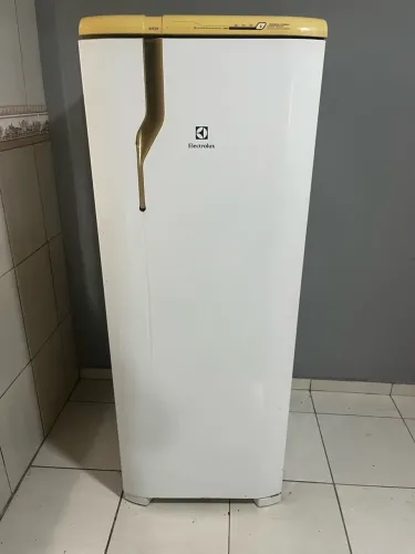 Vendo geladeira