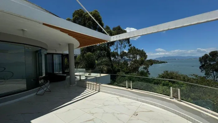 Casa para Venda em Florianópolis, Cacupé, 5 dormitórios, 5 suítes, 9 banheiros, 4 vagas