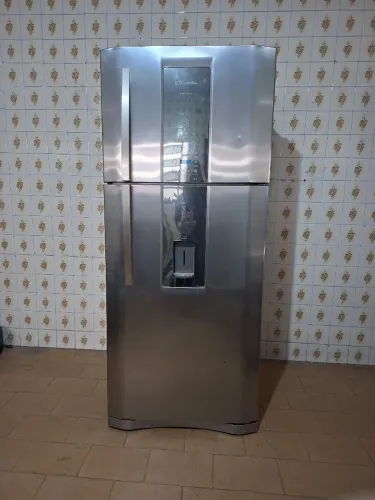 Geladeira Electrolux FrostFree inox para retirada de peças em Guarulhos-sp