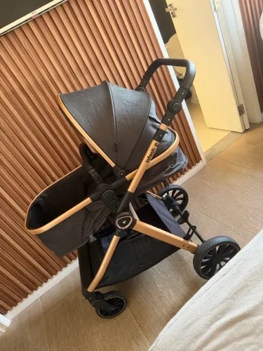 Kit carrinho e cadeirinha de carro