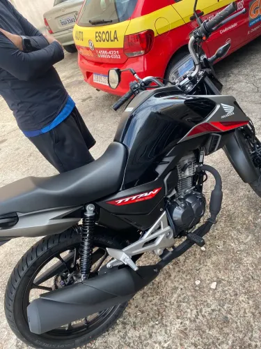 Honda Titan 160 2026 Preta