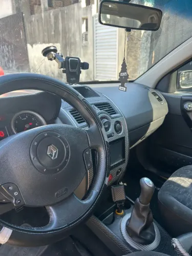 Renault Megane Sedan Dynamique Hi-flex 1.6 16V 2008
