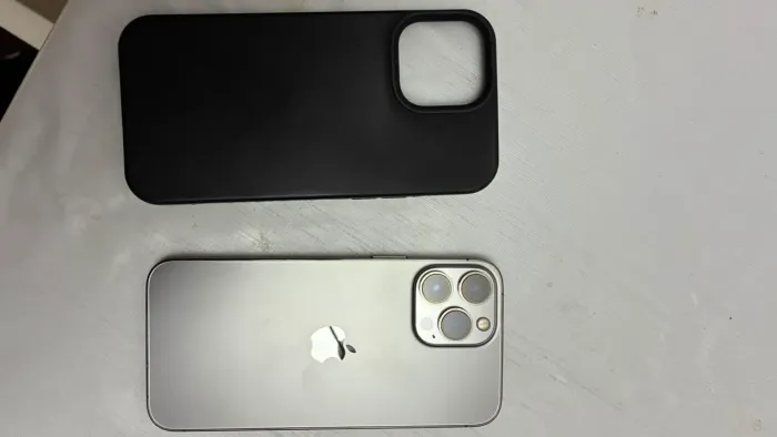 iPhone 13 Pro Max 256 GB - Prata | Excelente Estado