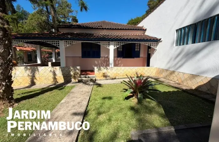 Imóvel para venda tem 230 metros quadrados com 3 quartos em Benfica (Conservatória) - Vale