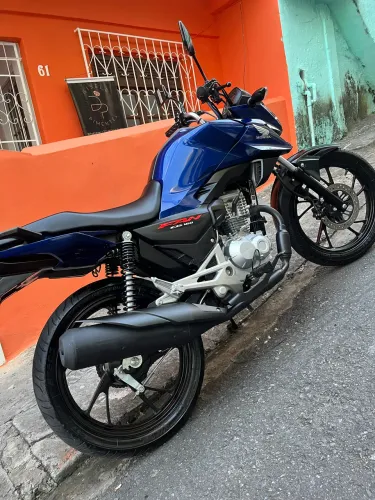 Vende-se uma Fan 160 25/26