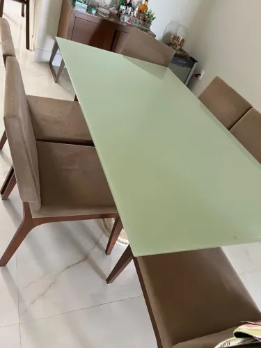 VENDO MESA DE JANTAR COM CADEIRAS