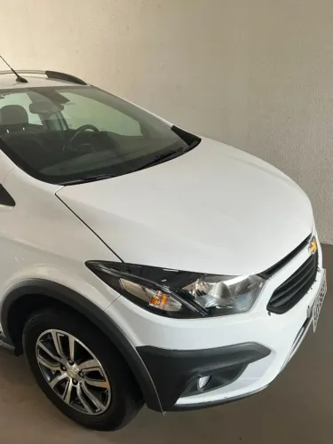 Chevrolet Onix Activ 1.4 8V Flex Mec. 4P 2017