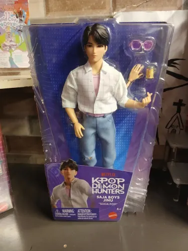 Pronta entrega boneco Jinu guerreiras do Kpop 