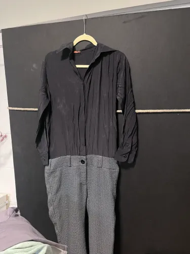 Conjunto camisa preta e calça