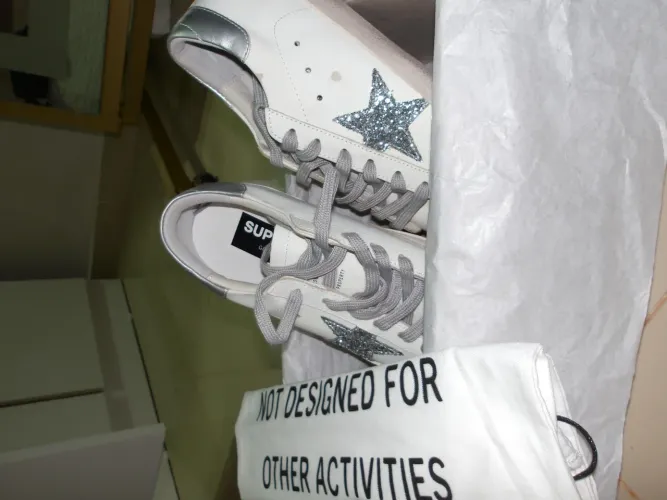 TÊNIS SUPER-STAR GOLDEN GOOSE 