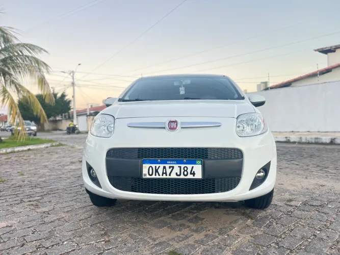 Fiat Palio Attractive 1.0 EVO Fire Flex 8V 5P 2013