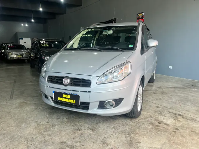 Fiat Idea Attractive 1.4 Fire Flex 8V 5P 2012