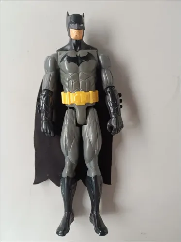 Boneco Brinquedo Colecionável Articulado Batman - Mattel - 29,5cm