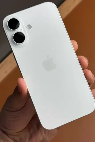 iPhone 16 com garantia Apple sem detalhes bateria 100%