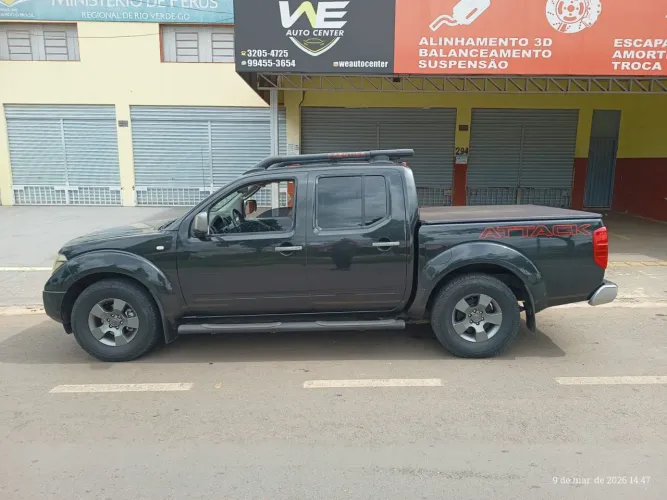 Nissan Frontier SE Attack CD 4X2 2.5 TB Diesel 2013
