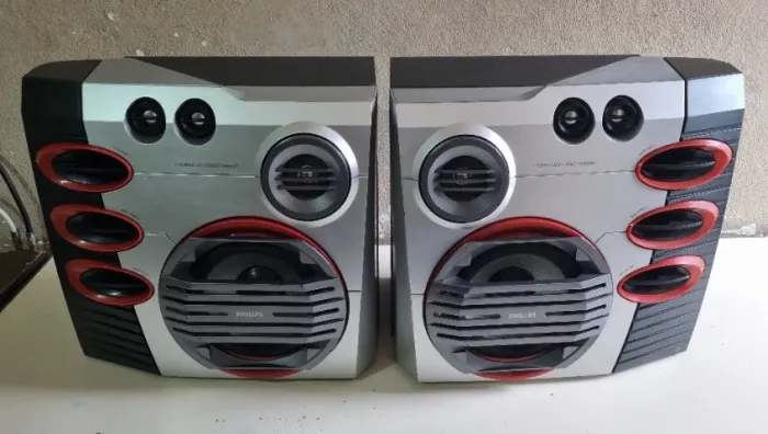 VENDO CAIXAS DE SOM DO MICRO SYSTEM PHILIPS MODELO FW M589