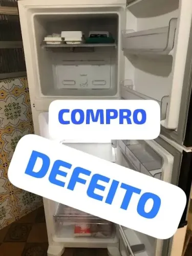 Compre Geladeira com Defeito