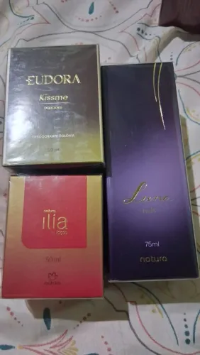 Perfumes Ilia laços Kissme luna