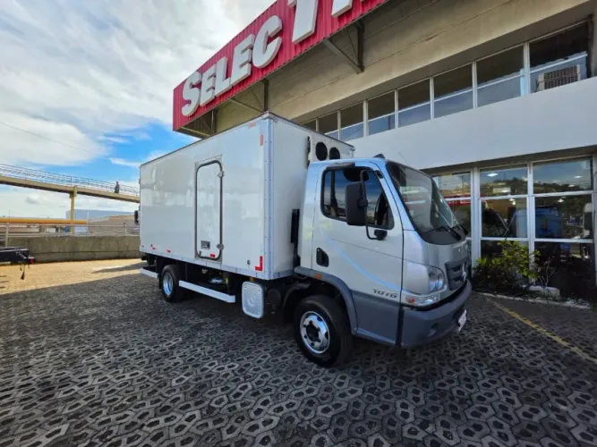Mercedes-Benz Accelo 1016 4x2