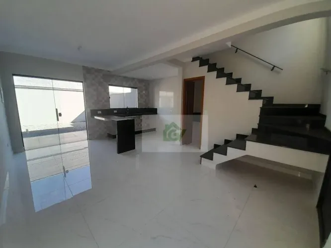 Casa à venda, 73 m² por R$ 395.000,00 - Jardim Capricórnio - Caraguatatuba/SP