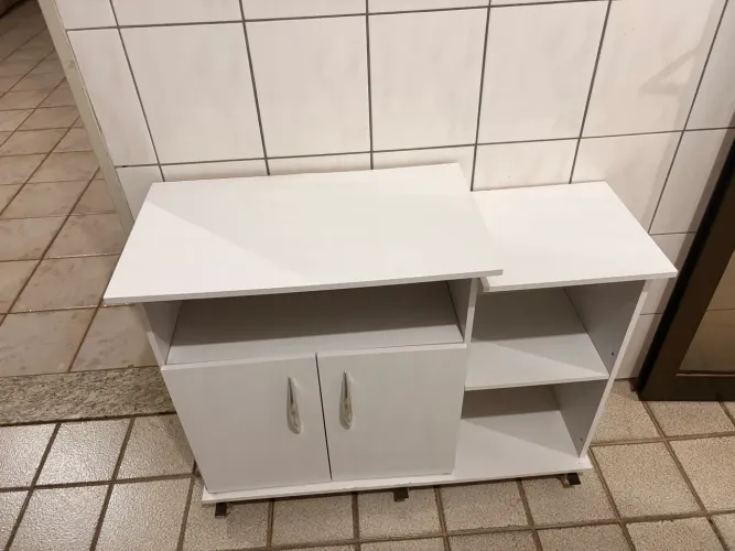 Armário de microondas