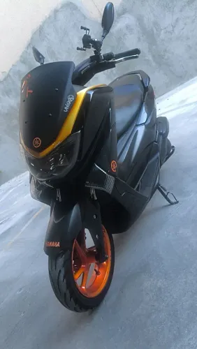 Vendo Yamaha NMax 2018 Preta com ABS