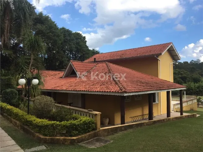 Sítio à venda com 9 quartos em Centro, Vargem
