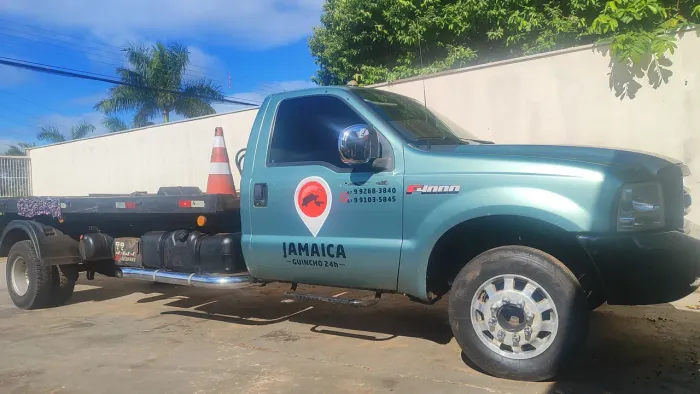 Caminhão Guincho F4000