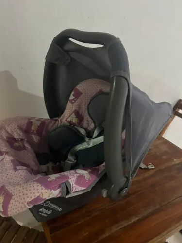 Venda de Bebê conforto 