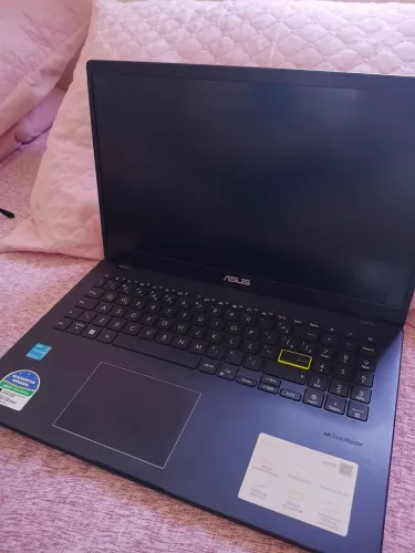 Vendo notebook Asus E510