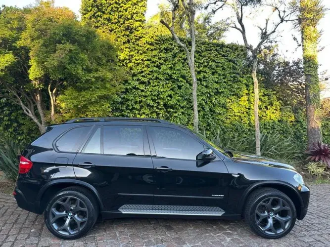 BMW X5 Endurance 4.8is 4X4 V8 32V 355cv Aut. 2009