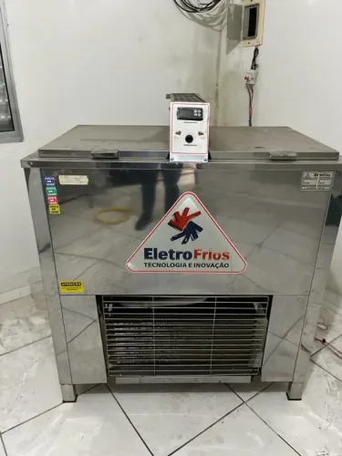 Picoleteira P300 Luxo 22 Eletrorealfrio (Ar Forçado) + 8 Formas Completas