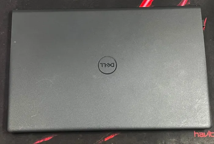 Inspiron 15 (3520) 210-BFKS
