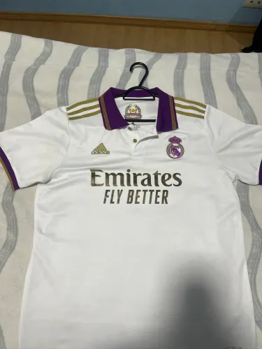 Camisa Real Madri comemorativa 13 champions
