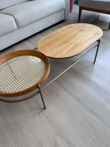 "Mesa de Centro (Estilo Uultis) em Madeira e Palha Indiana Natural".