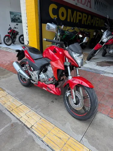 CB 300R 2015 BEM NOVA