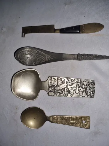 Lote de colher e uma faca pra petisco antiga 4 item