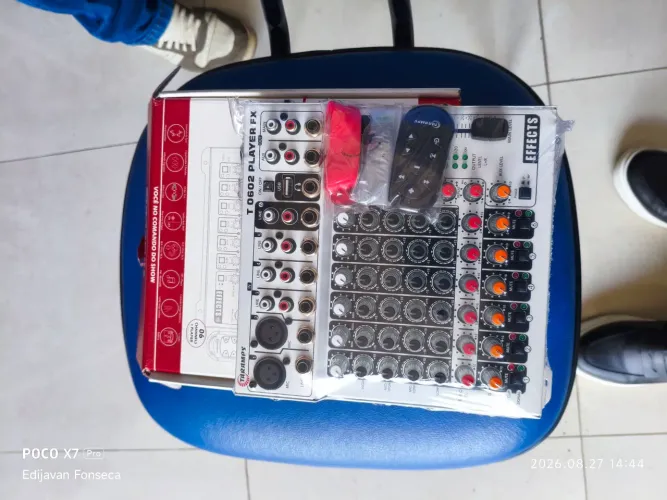 Mesa de Som Automotivo Taramps T 0602 Player