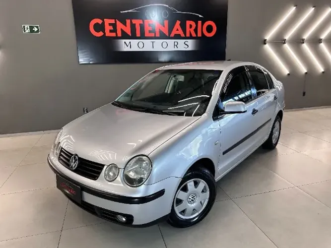 Volkswagen Polo Sedan 1.6 MI 101cv 8V 4P 2003
