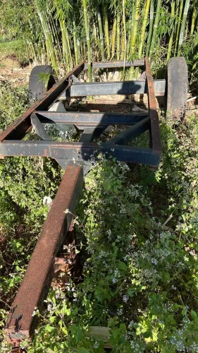 Chassis carreta agricola