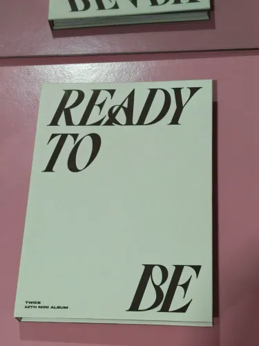 Twice 12th mini album Ready To Be (be version)