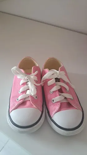 All star tamanho 22.