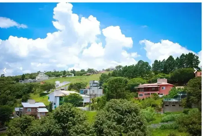 Condomínio completo em meio a natureza muito próximo a cidade!!!