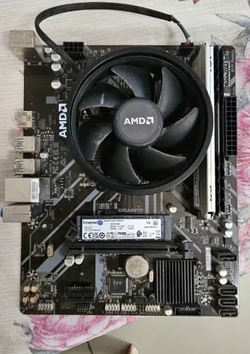 Kit Ryzen 5 4600G + B450M K + 16GB RAM + NVMe 1TB + Fonte 500W