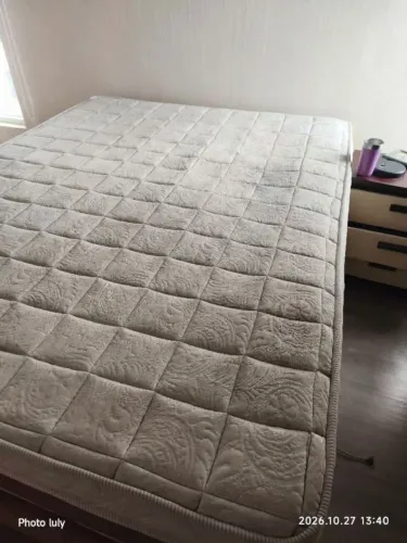 CAMA BOX COM COLCHAO MOLA ,KING