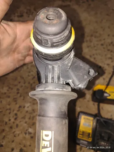 MARTELETE DEWALT DCH263 COMPLETO EM ESTADO DE ZERO