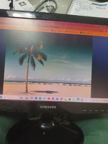 Monitor Samsung 20" LCD perfeito estado