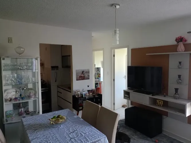 APARTAMENTO À VENDA - CONDOMÍNIO CLUB VILLA DAS FLORES (PORTO D'ANTAS)