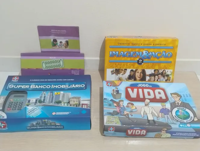 Jogos: Mancala, Super Banco Imobiliário, Imagem & Ação 2, Jogo da Vida